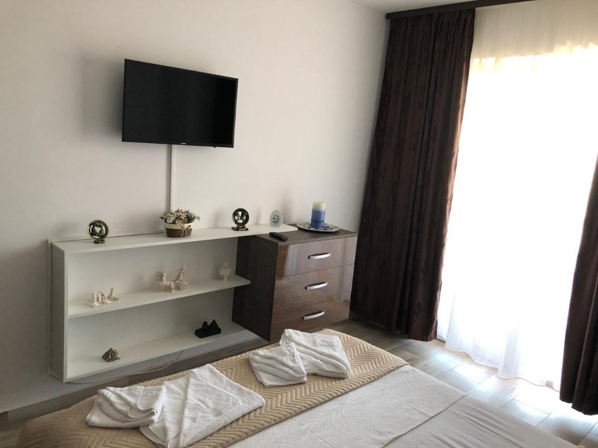 Lotus Northsea Apartment Mamaia Exterior foto